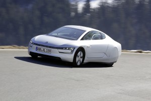 Der neue Volkswagen XL1/XL1 ? Drive Luzern nach Genf